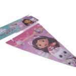 שרשרת דגלונים ממותג בית הבובות של גבי