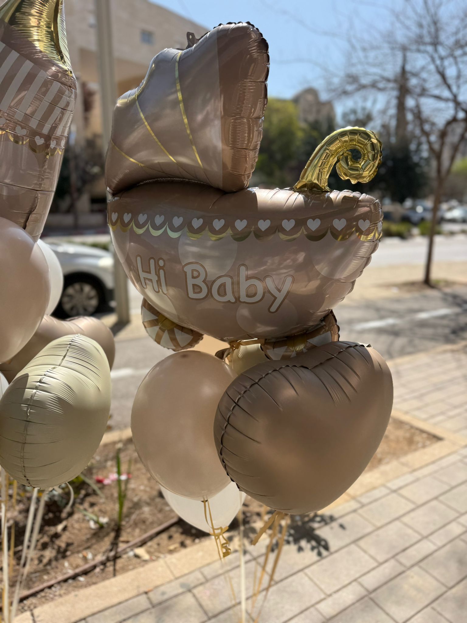 זר בלוני הליום לתינוק זר בלוני הליום מעוצב לתינוק עגלה "HI BABY" – תמונה 1