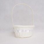 סלסלה קש לבנה לשושבינה פס סאטן פפיון 12 ס"מ