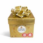 מארז מתנה Ferrero Rocher – קופסת שוקולד יוקרתית עם פפיון