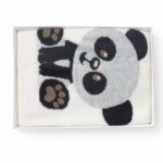 שמיכת תינוק סרוגה עם הדפס פנדה